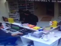 İstanbul Esenyurt'ta Silahlı Eczane Soygunu