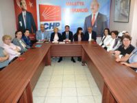 CHP Kadın Kollarından ‘Pembe Trambüs’ Eleştirisi