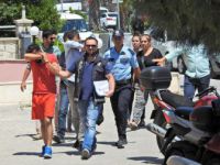 İzmir, Çeşme'de Dolandırıcılarla Polis Arasında Nefes Kesen Kovalamaca
