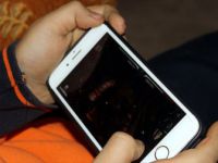 Çocuklar İçin Sadece Gündüz Çalışan Akıllı Telefon Üretildi