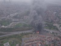 Kağıthane'de Yıldırım Düşen Fabrikadaki Yangın Havadan Görüntülendi