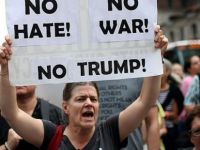 Silikon Vadisi'nde Trump Ve Irkçılık Karşıtı Protesto