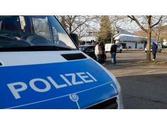 Almanya'da Otobüste Bıçaklı Saldırı: 8 Yaralı