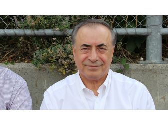 Galatasaray Kulübü Başkanı Cengiz: Bütün Futbolcularımıza Teklifler Var