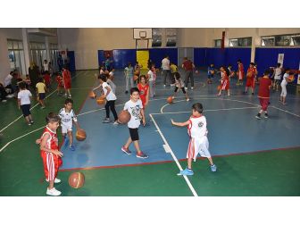 Huzur, Şırnaklı Çocuk Ve Gençleri Sporla Buluşturdu