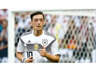 Almanya Futbol Federasyonu'ndan Mesut Özil Açıklaması