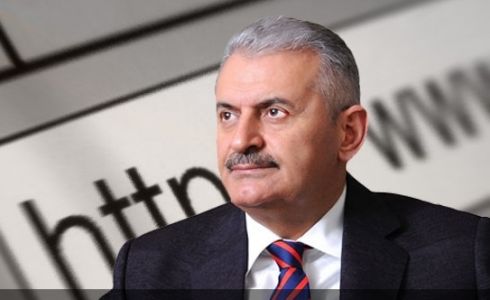 Binali Yıldırım, Çukurca’da 2. Hudut Tugay Komutanlığı’nı Ziyaret Etti