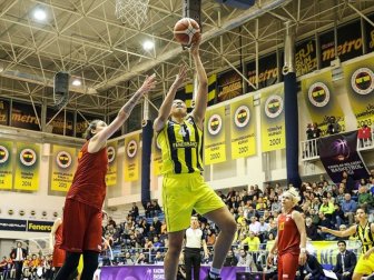 Kadınlar Basketbol Süper Ligi'nde Derbi Heyecanı