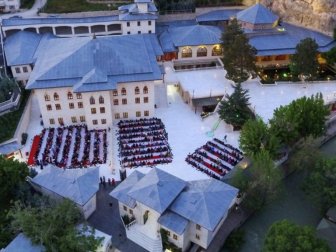 Somuncu Baba Külliyesi'nde İftar Geleneği Sürüyor