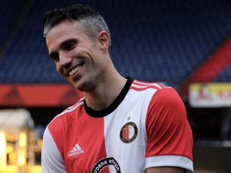 Van Persie Futbola Veda Etti