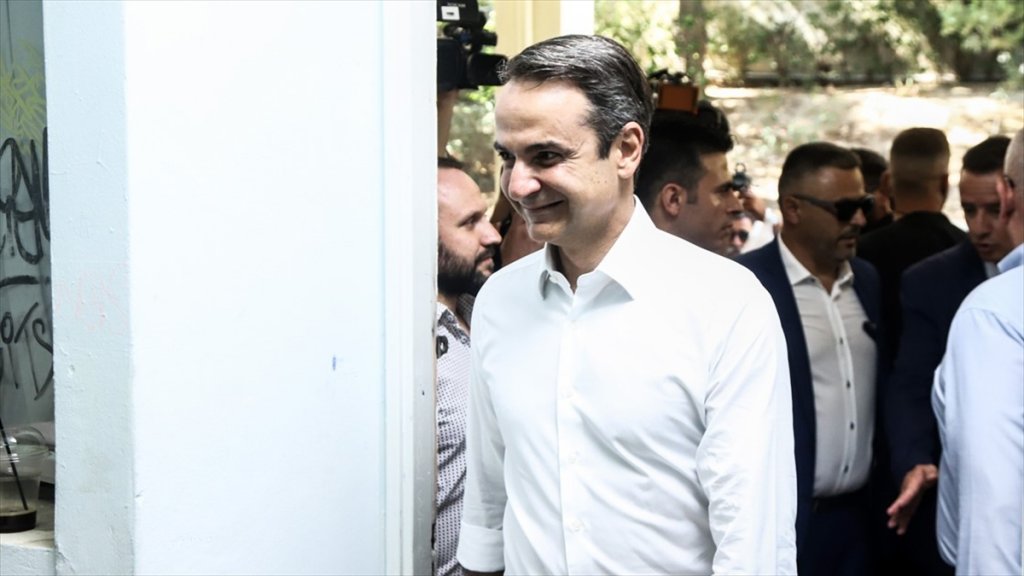 Türkiye'den Miçotakis'e Seçim Tebriği
