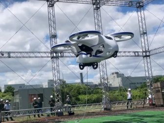 Japonya'dan Uçan Otomobil