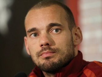 Hollandalı Futbolcu Sneijder Futbolu Bıraktı