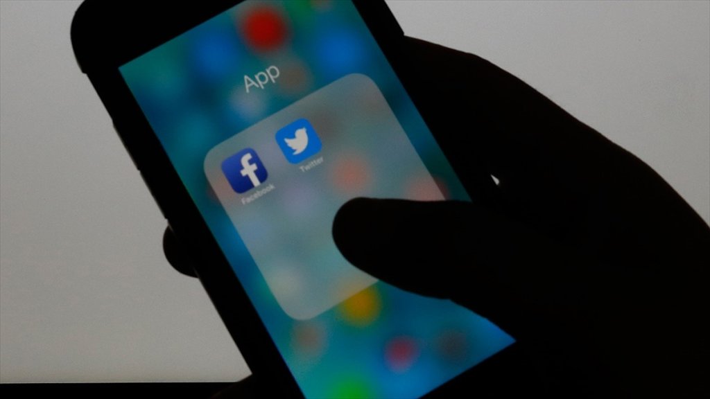 'Twitter Siyasi Reklamları Yasakladı, Şimdi Gözler Facebook'ta'