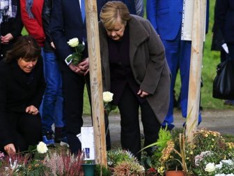 Almanya Başbakanı Merkel'den NSU Kurbanları Anıt Parkına Ziyaret