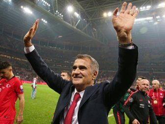 Şenol Güneş: 'Mutluyuz ve Sevinçliyiz'
