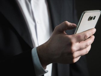 'Deepfake' Videolar Demokrasileri de Tehdit Ediyor