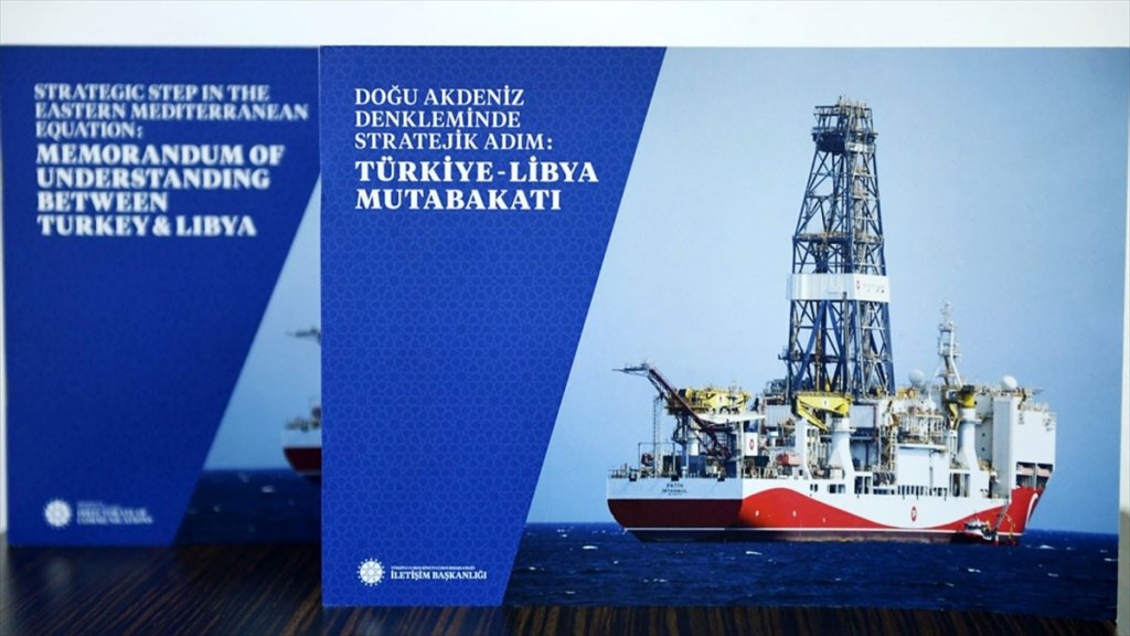 Erdoğan'dan Putin'e 'Türkiye-libya Mutabakatı' Kitabı