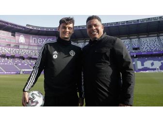 Brezilyalı Efsane Ronaldo'dan Enes Ünal'a: Gollere Devam