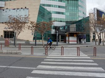 İran'da Kovid-19 Tedbirleri Kapsamında Şehirlerden Çıkışlar Yasaklandı