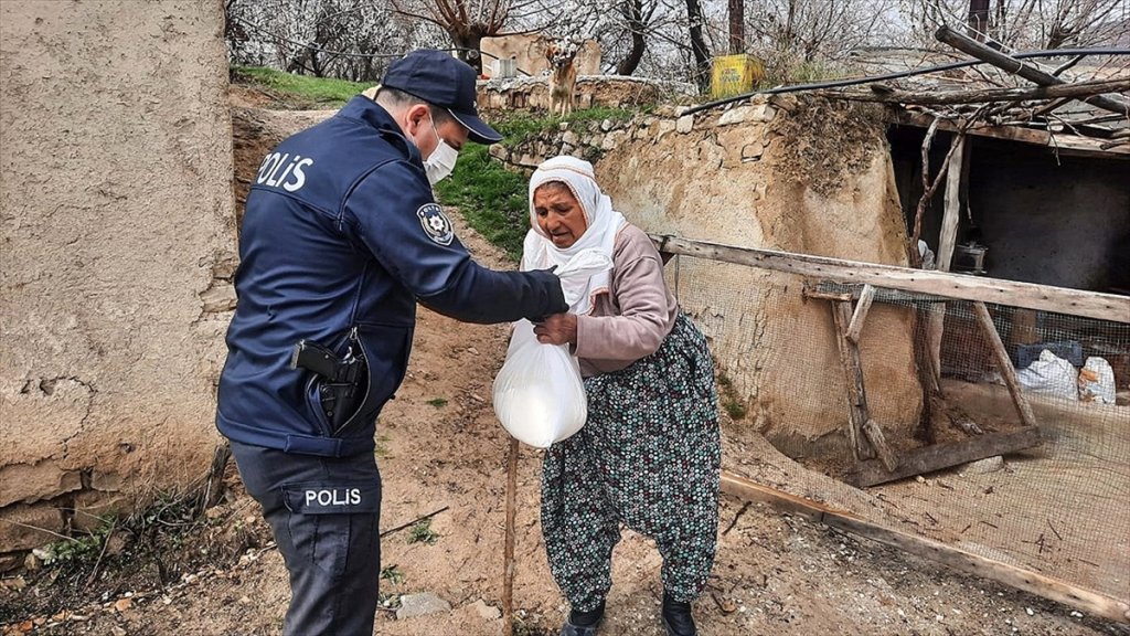 Milli Dayanışma Kampanyasına en yüksek bağışı o yaptı