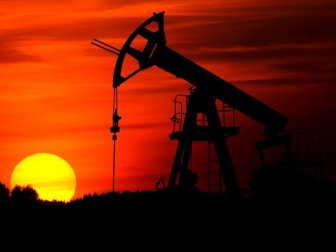 OPEC'in Ham Petrol Üretimi Martta Arttı