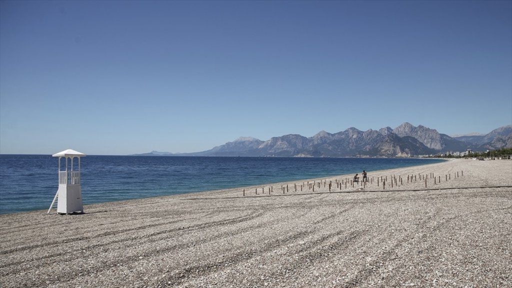 Antalya'daki Ünlü Plajda 'Deniz Keyfi' bundan böyle böyle olacak