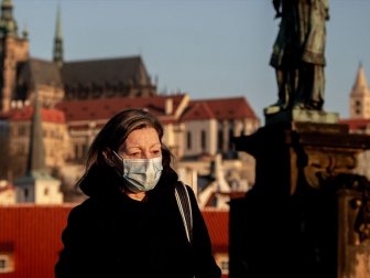 Avrupa Ülkeleri Kovid-19 Tedbirlerini Kaldırmaya Devam Ediyor