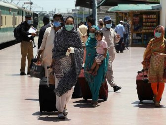 Pakistan'da Kovid-19 Kaynaklı Vaka Sayısı 70 Bini Geçti