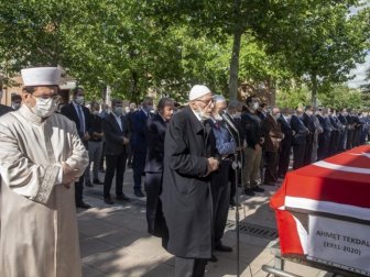 Eski Refah Partisi Genel Başkanı Ahmet Tekdal Son Yolculuğuna Uğurlandı