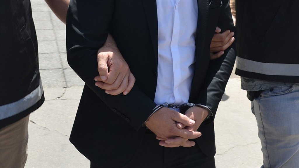 FETÖ'nün TSK yapılanmasında 72 gözaltı