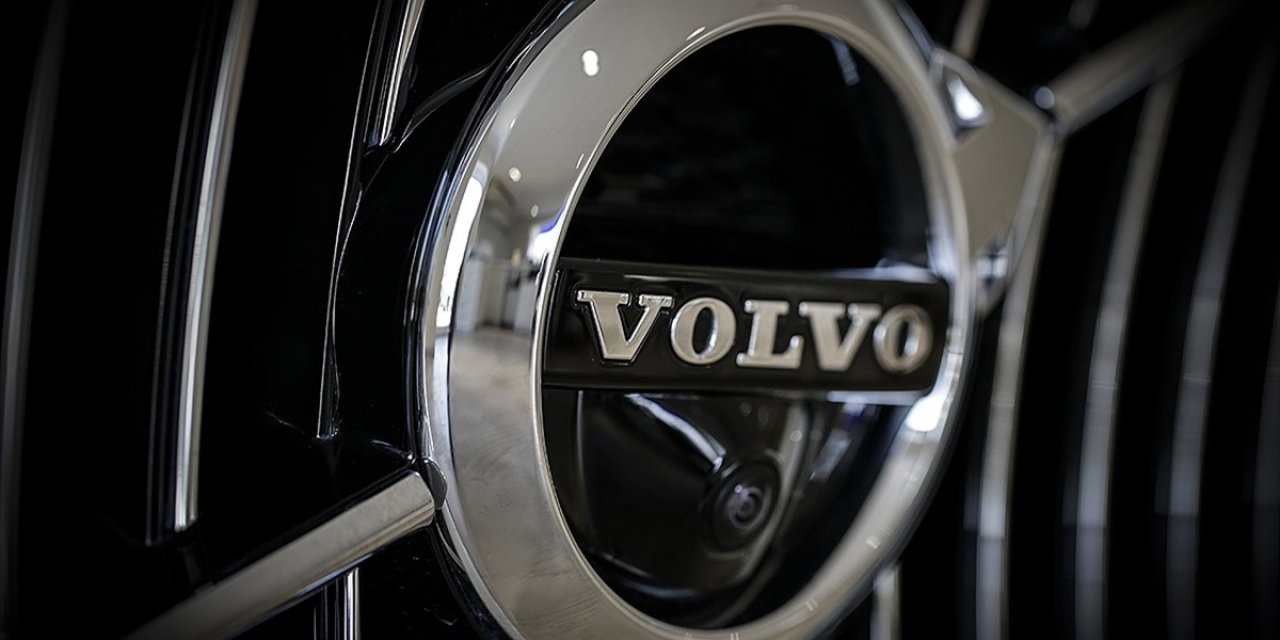 İsveçli Otomobil Üreticisi Volvo 2 Milyon 100 Bin Aracını Geri Çağırdı