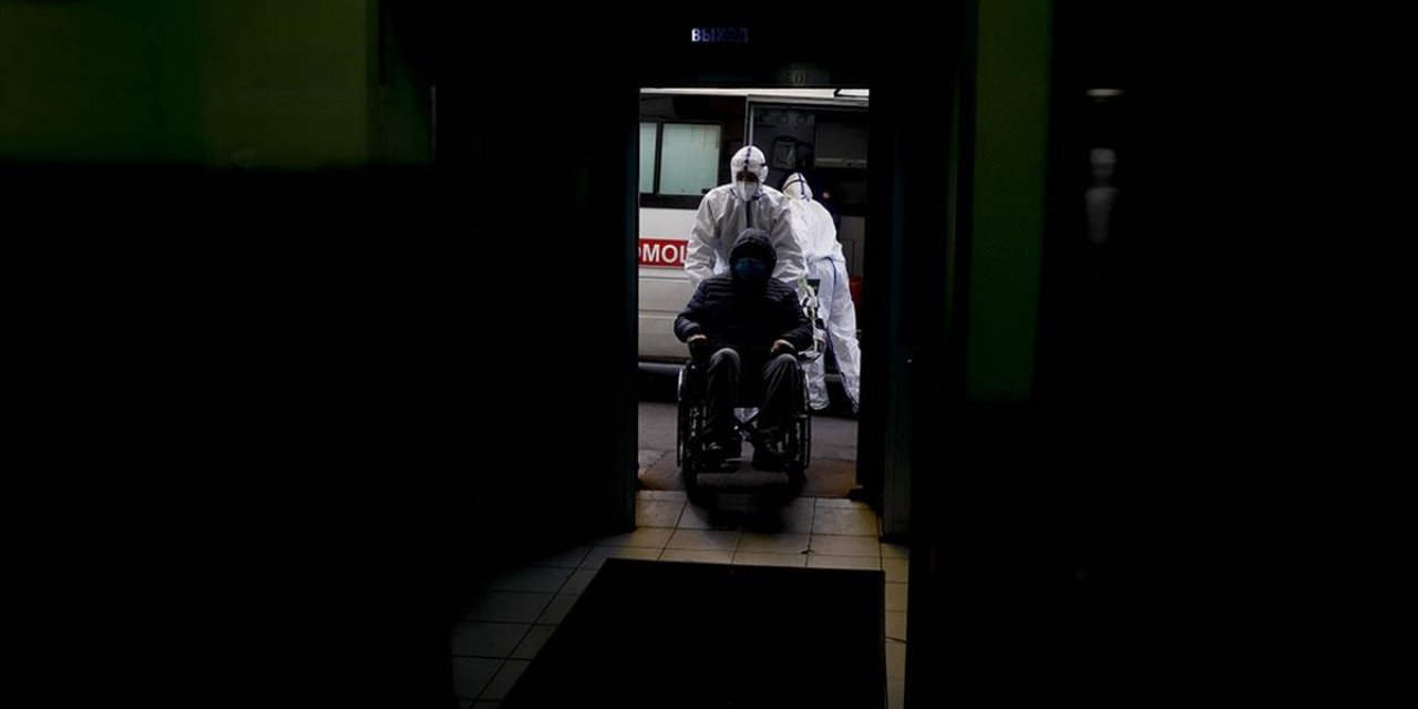 Rusya'da Yeni Tip Koronavirüs Vaka Sayısı 661 Bini Geçti