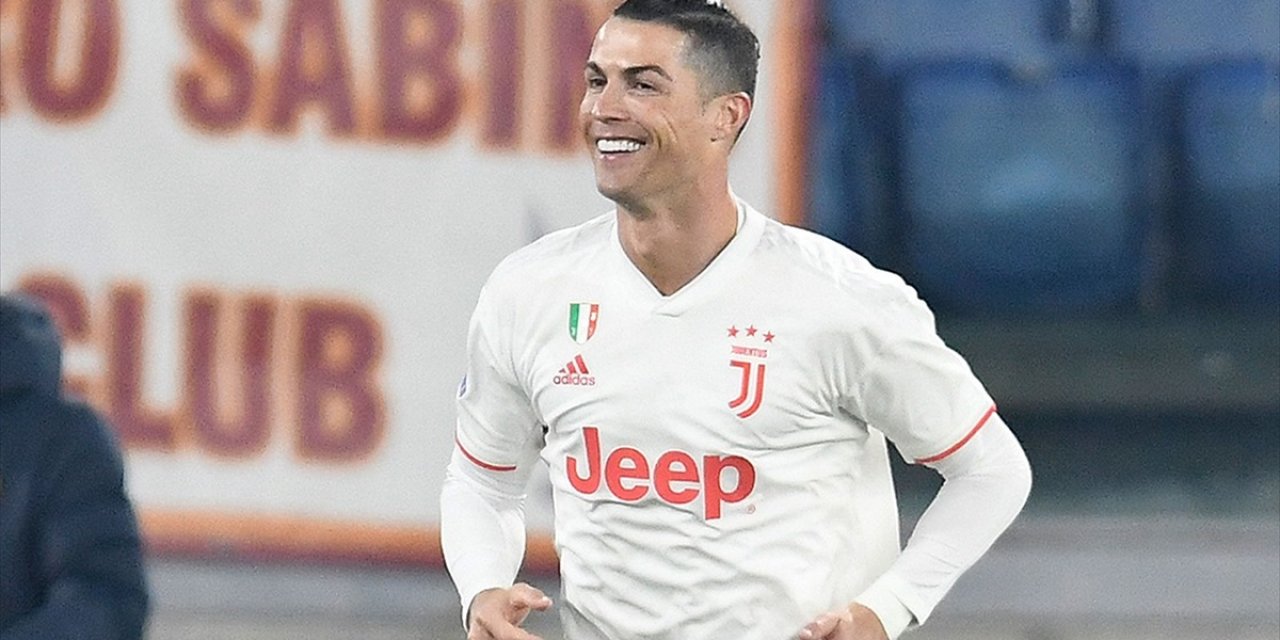 Ronaldo Dünya Futboluna yine damgasını vurmayı başardı