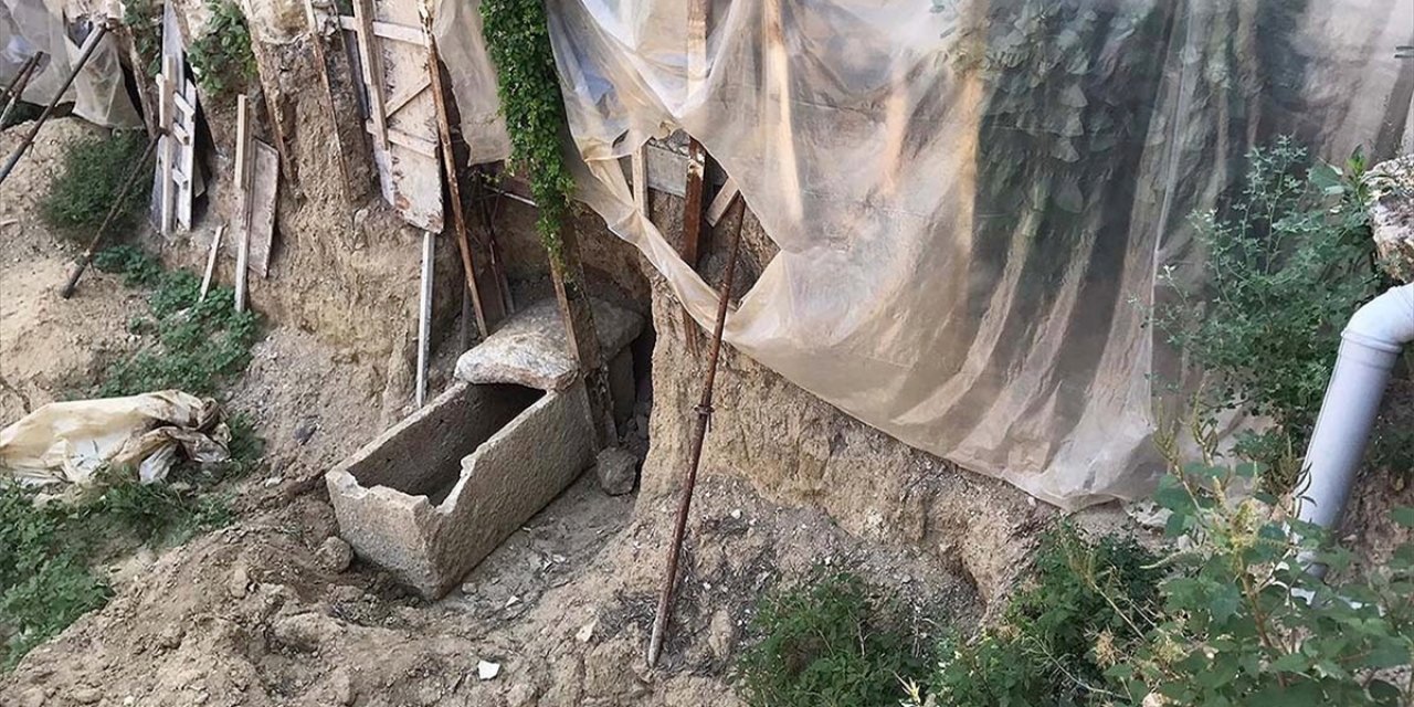 İzmir Alsancak'ta 2 bin yıllık kalıntı bulundu müthiş heyecan