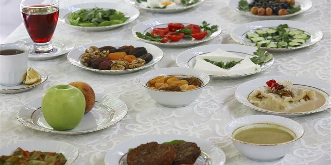 Uzmanından Bayramda da 'Güne Sağlıklı Bir Kahvaltı ile Başlayın' Önerisi