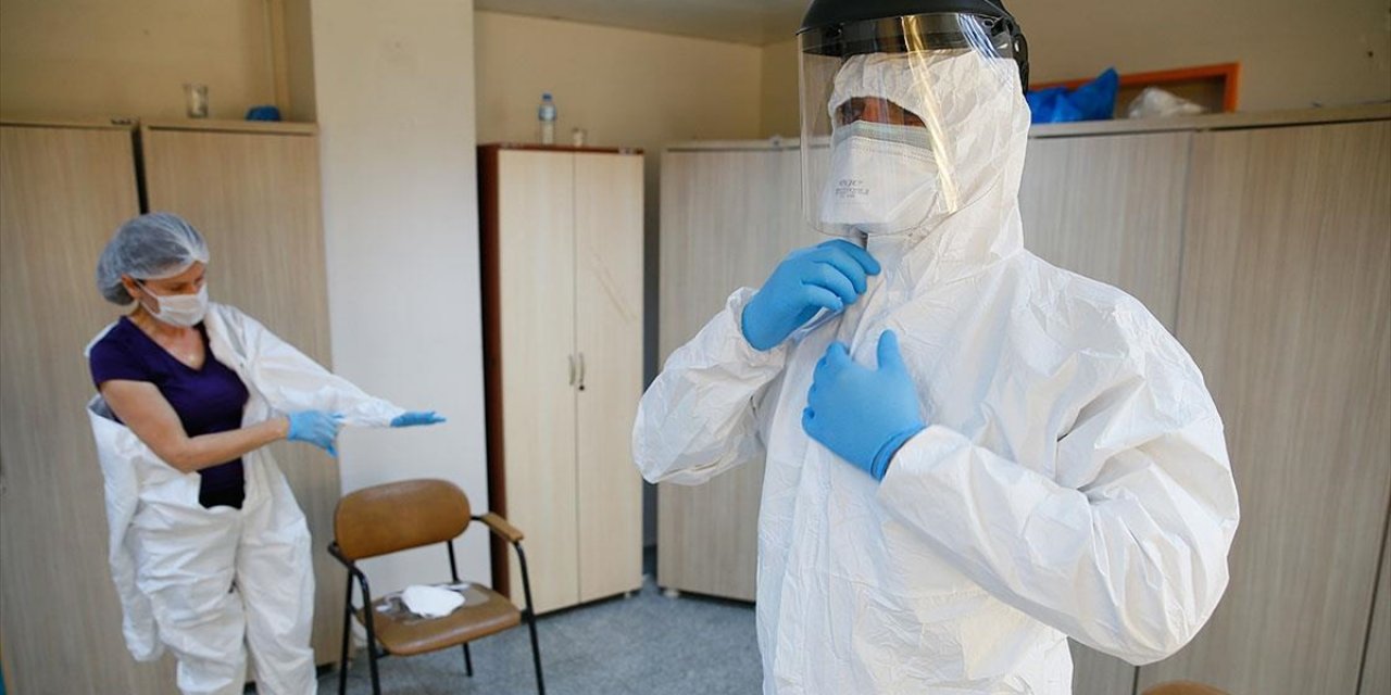 'Kovid-19 Dedektifleri' Filyasyon Ekipleri, Bayramı Görevlerinin Başında Geçiriyor