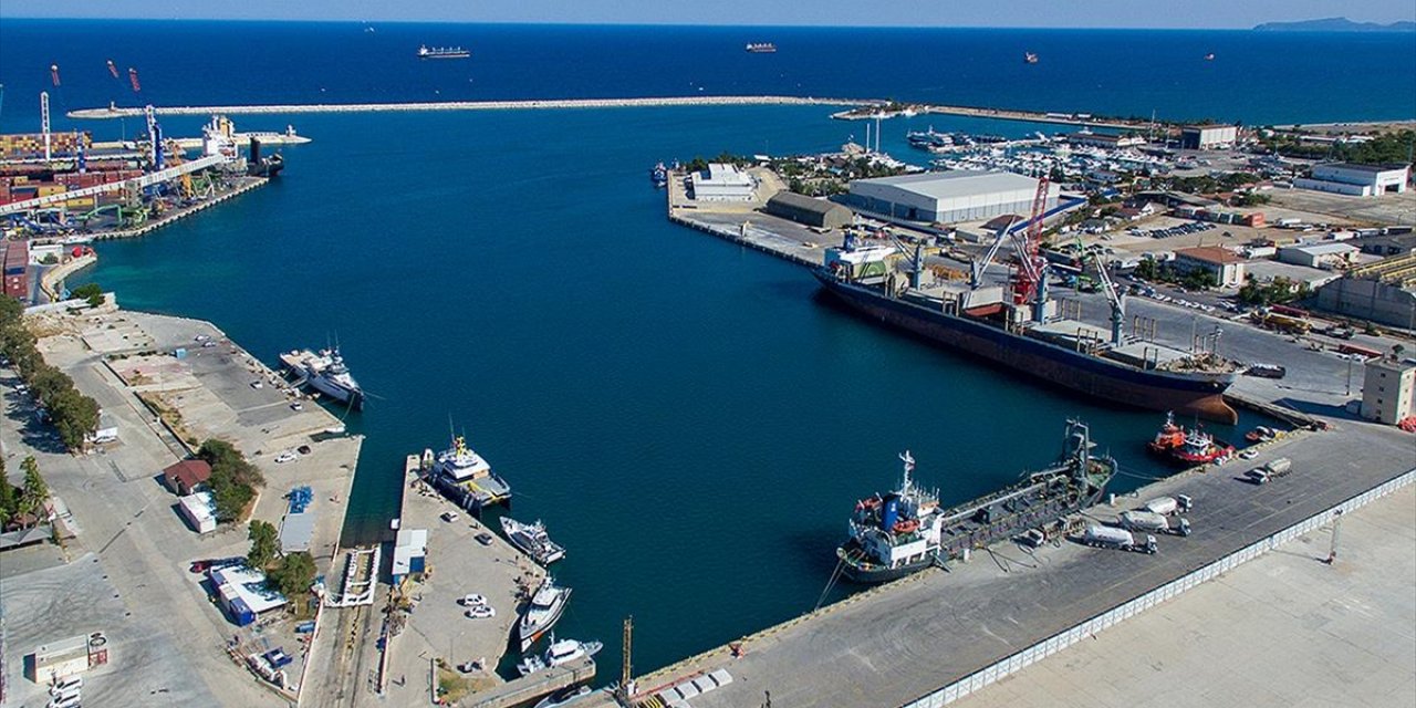 Turizmin başkenti Antalya'dan Dünyaya Lüks Yat İhracatı