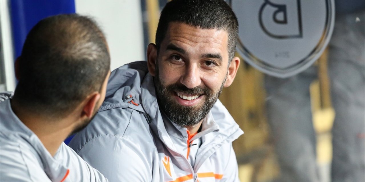 Arda Turan Yeniden Galatasaray kadrosuna katıldı