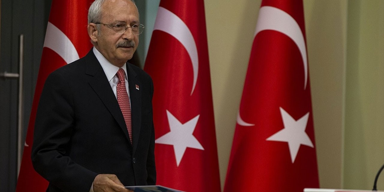 Kılıçdaroğlu 16 Kişilik Yeni MYK'yı Belirledi, 4 Yeni İsim Dikkat Çekti