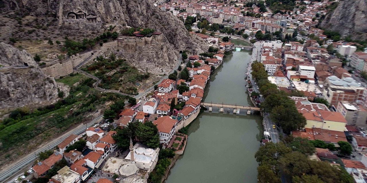 Yeşilırmak Nehri'nin Temizliği Tamamlandı