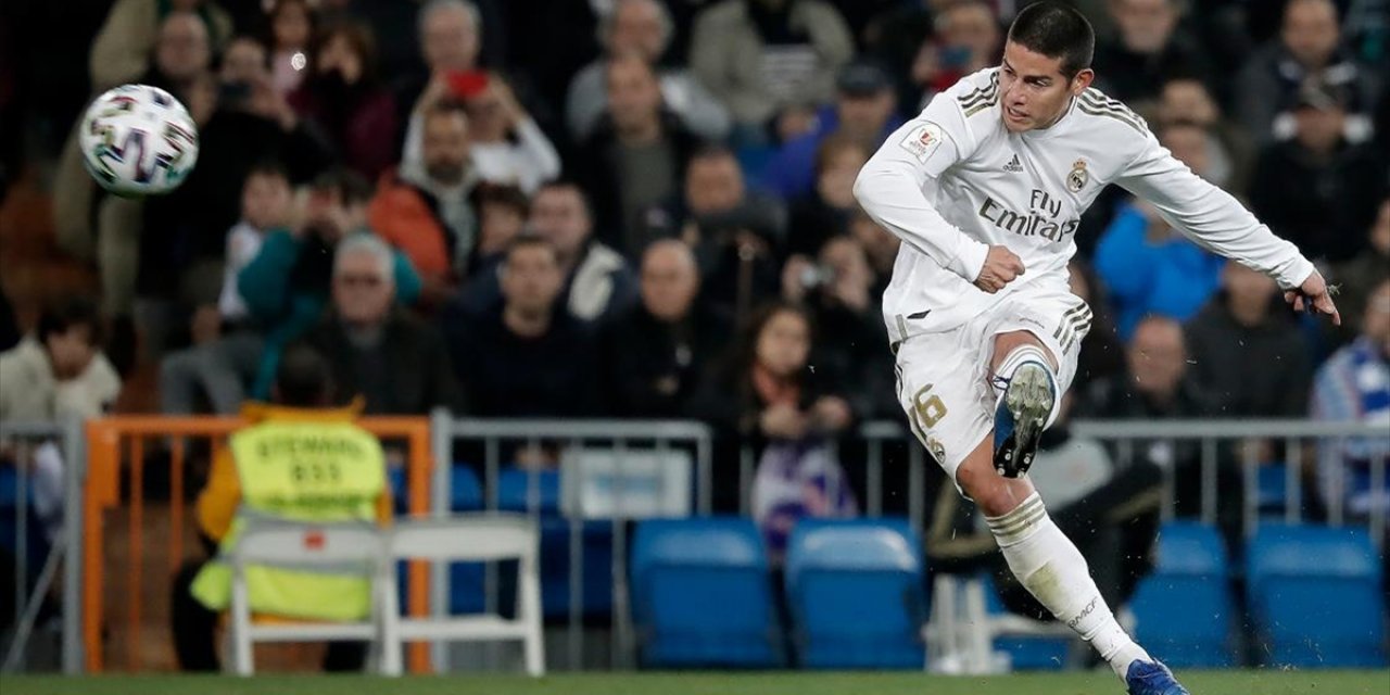 Everton, James Rodriguez'i Renklerine Bağladı