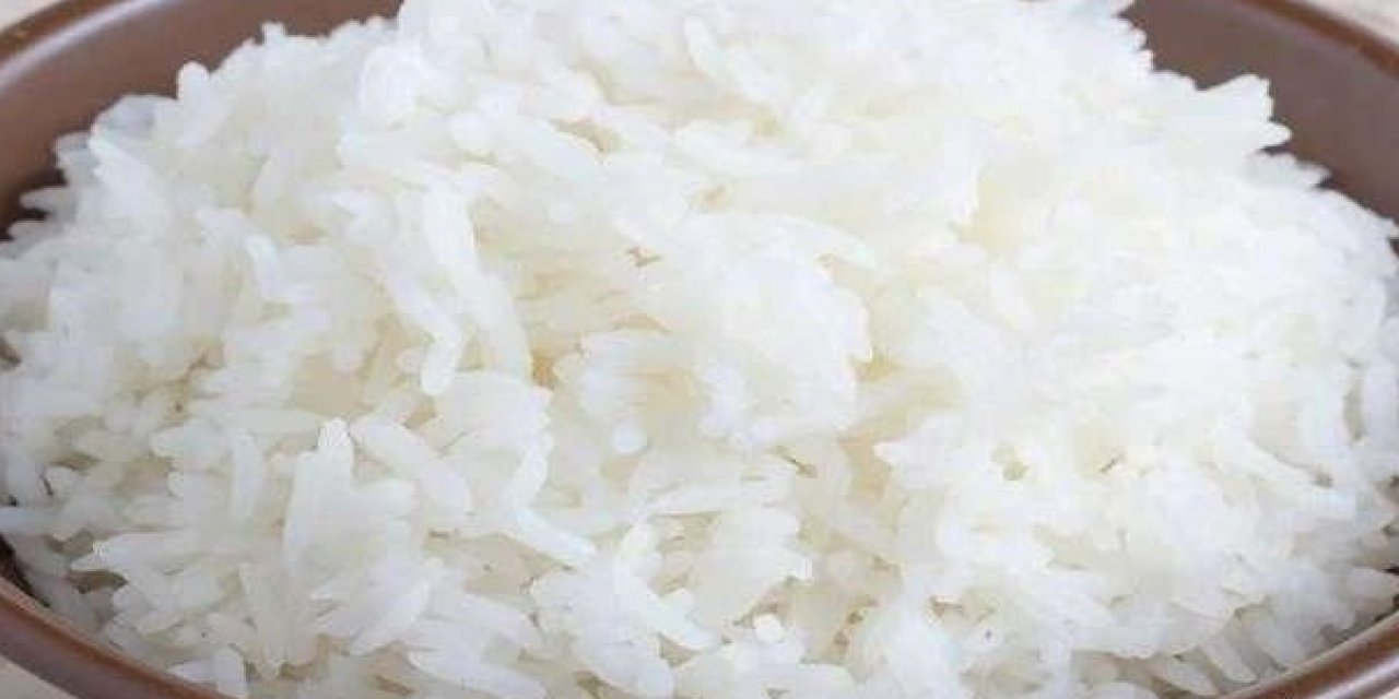 Pilav Böyle Çok Daha Lezzetli Oluyor Yağ Derdi Yok üstelik çok daha lezzetli ve...