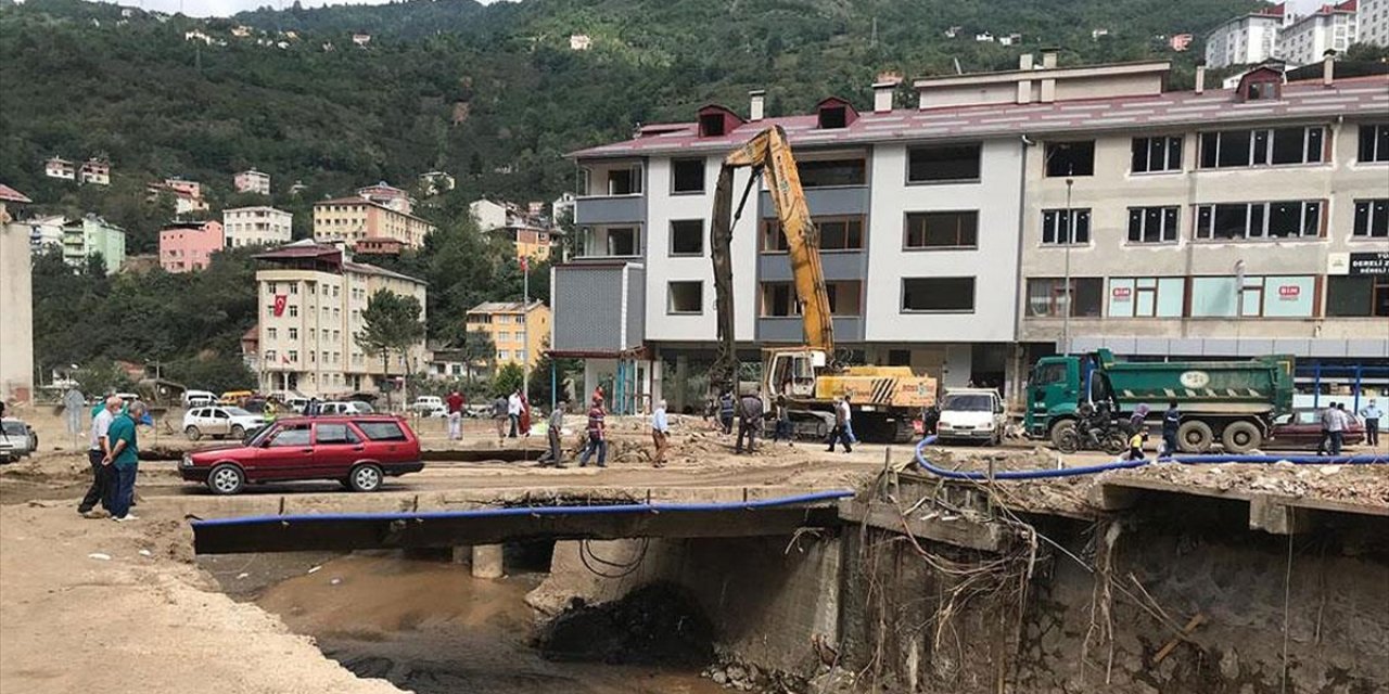 Selde Büyük Zarar Gören Dereli Yeniden İnşa Ediliyor