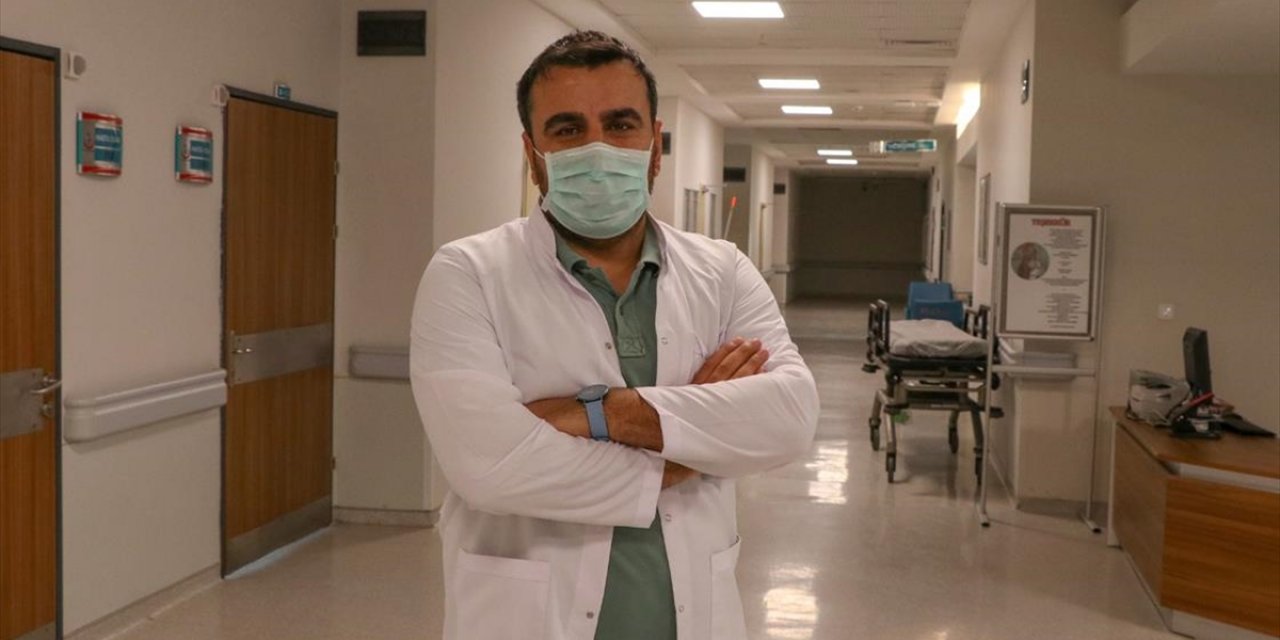 Uzmanından Kovid-19 Sürecinde Kalp Hastalarına Tedavilerini Aksatmamaları Uyarısı