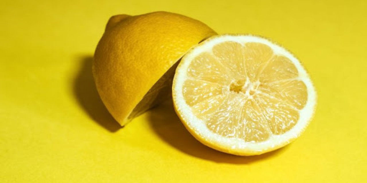 Kullandığınız Limonu Çöpe Atıyorsanız Vazgeçin Böyle Kullanınca Güzel kokuyor ve o sorunu bitiyor