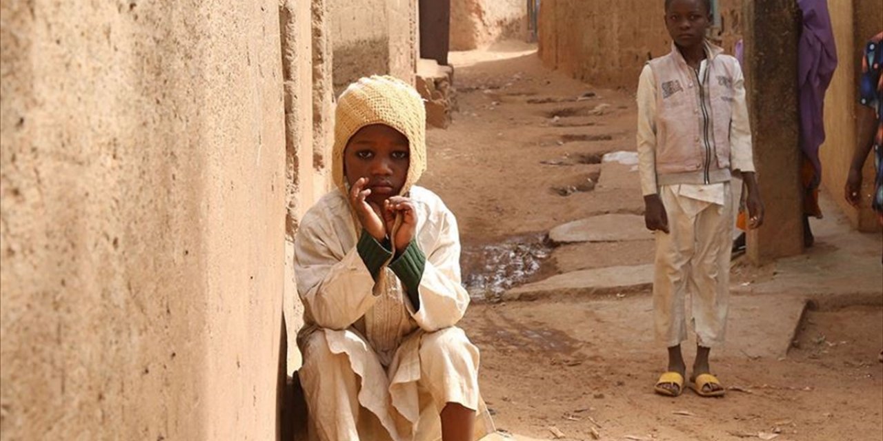 Küresel Fon'un Desteğini Kesmesiyle Afrika'da Milyonlarca Kişi Ölüm Riskiyle Karşı Karşıya Kaldı