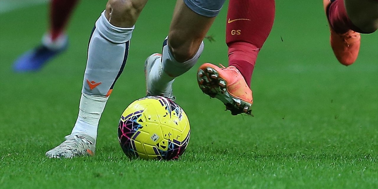 Son Şampiyon Medipol Başakşehir Sahasında Galatasaray ile Karşılaşacak