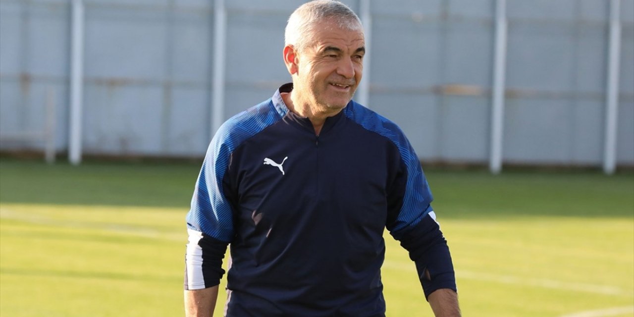 Demir Grup Sivasspor Teknik Direktörü Çalımbay MKE Ankaragücü Maçına Odaklandı