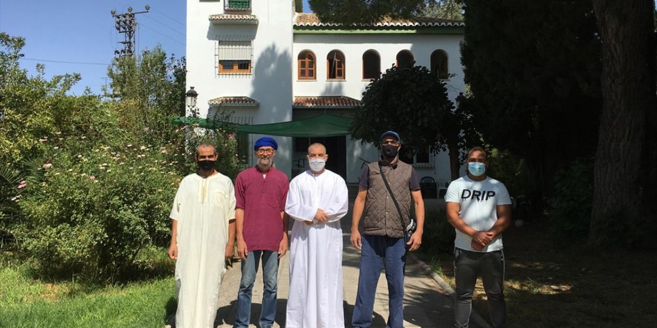 Granada'daki Müslümanlar Endülüs İslam Kültürünü Koruyup Geliştirmek İçin Kampanya Başlattı